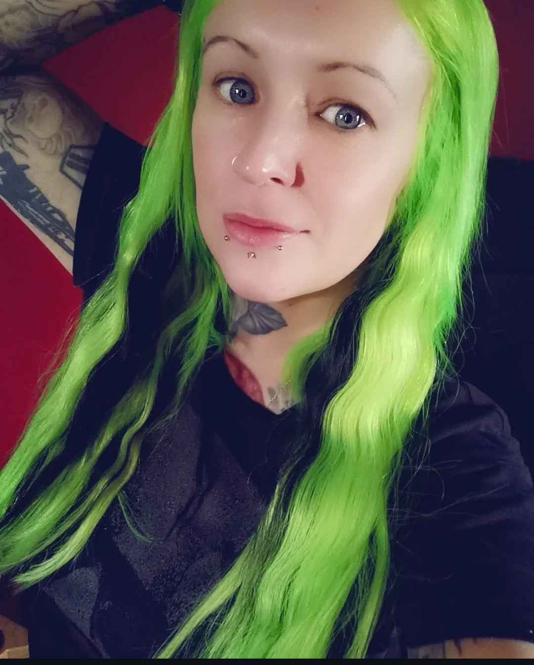La Riche Directions Semi Permanent Hair Dye - Fluorescent Green