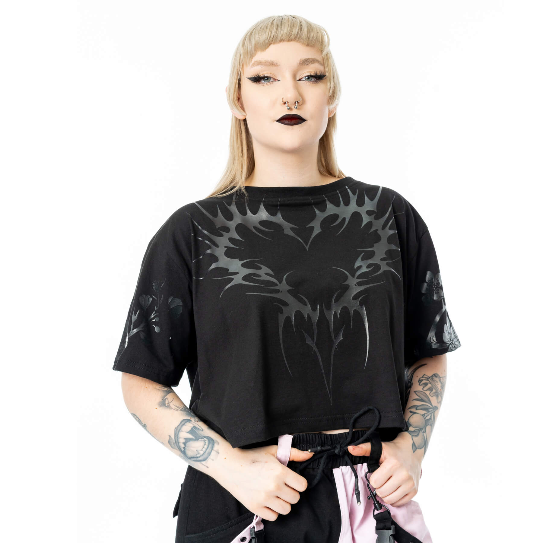 Chemical Black Ceil Crop Top – Ladies Black Gothic Cotton Crop Tee - DevilGothic DevilGothic