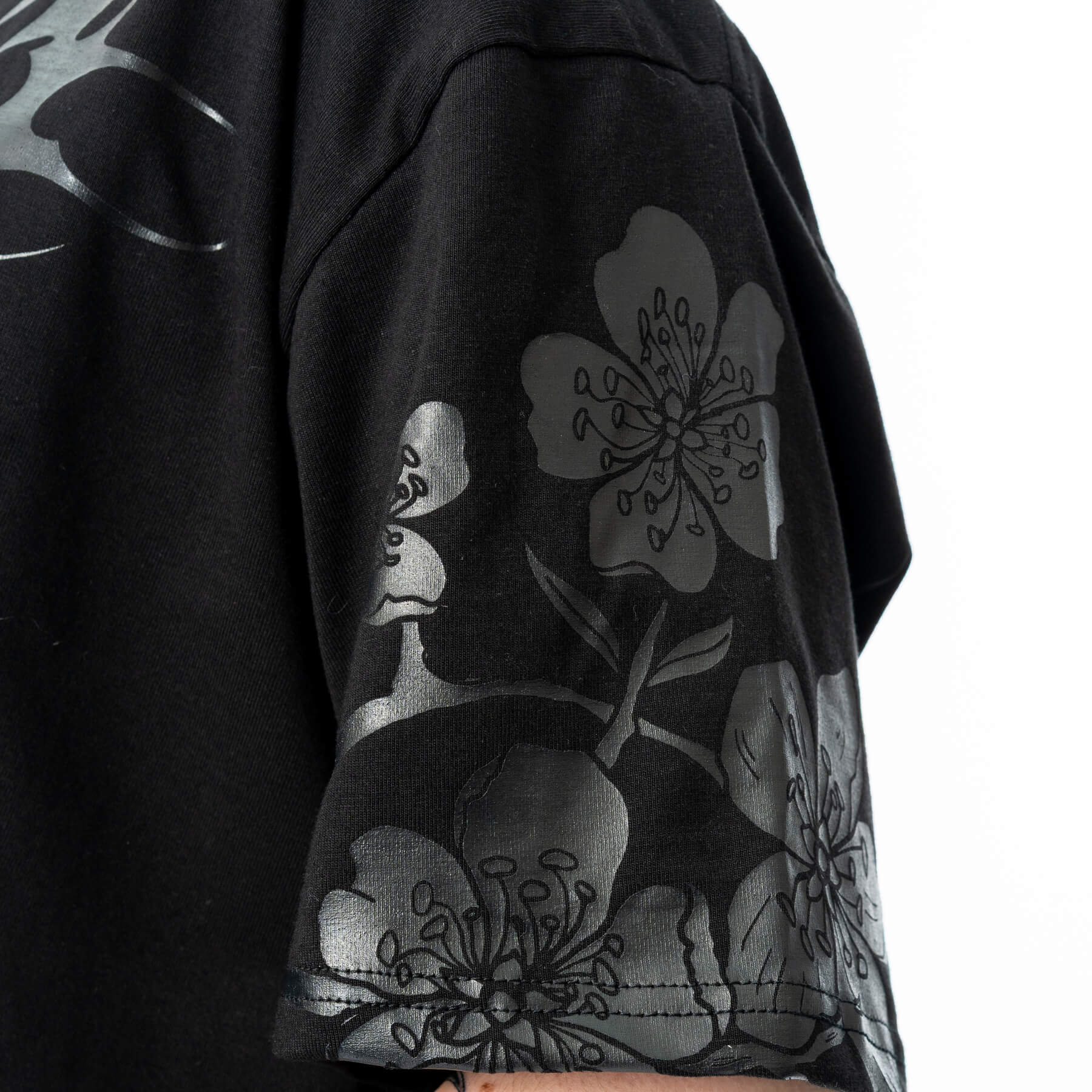 Chemical Black Ceil Crop Top – Ladies Black Gothic Cotton Crop Tee - DevilGothic DevilGothic